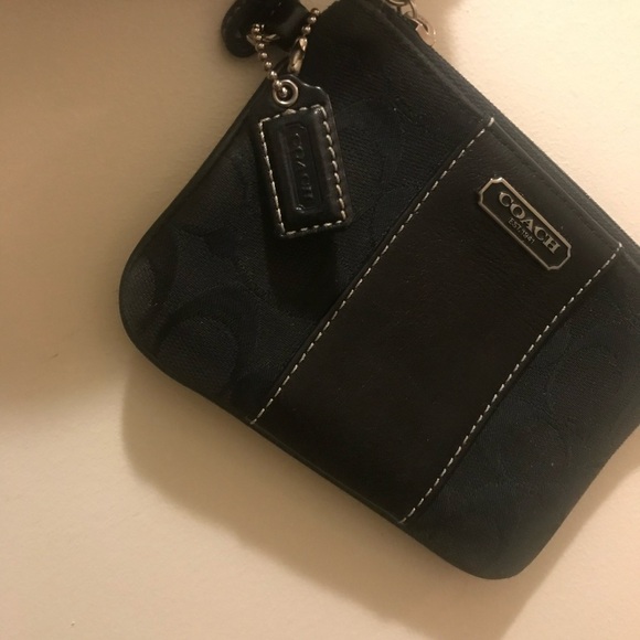 Coach  Wristlet Black - Picture 3 of 3